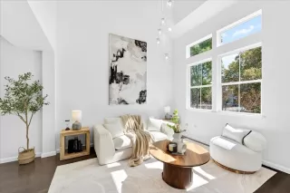 Photo #2: ML82037694 Listing