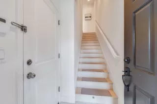 Photo #5: ML82037714 Listing