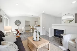 Photo #2: ML82037792 Listing