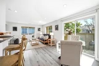 Photo #4: ML82037792 Listing