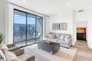 Photo #3: ML82037810 Listing 