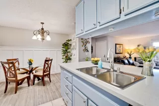 Photo #4: ML82037816 Listing 