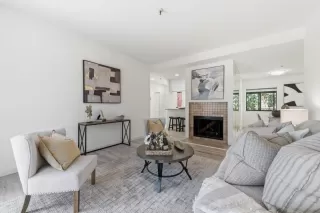 Photo #4: ML82037821 Listing 