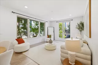 Photo #5: ML82037823 Listing 