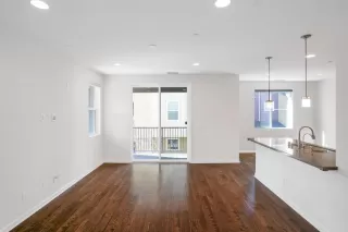 Photo #3: ML82037847 Listing 