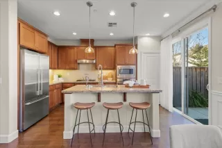 Photo #6: ML82037848 Listing