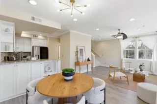 Photo #4: ML82037868 Listing