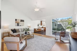 Photo #5: ML82037882 Listing 