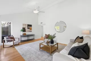 Photo #6: ML82037882 Listing 