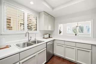 Photo #4: ML82037909 Listing