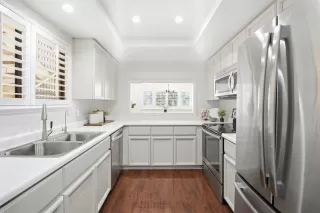 Photo #5: ML82037909 Listing