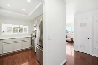 Photo #6: ML82037909 Listing