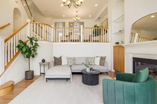 Photo #6: ML82037947 Listing 