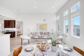 Photo #4: ML82037952 Listing