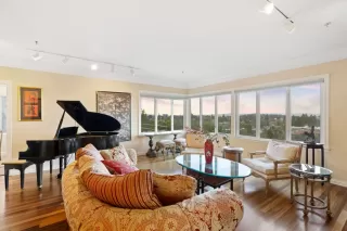 Photo #6: ML82037954 Listing 