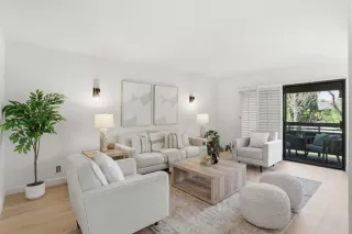 Photo #5: ML82037995 Listing