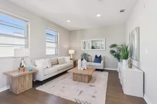 Photo #3: ML82038018 Listing