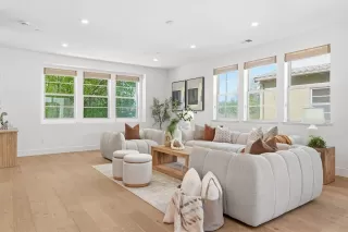 Photo #4: ML82038038 Listing