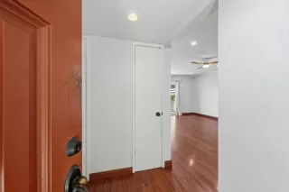 Photo #4: ML82038052 Listing 