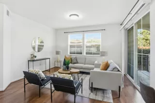 Photo #6: ML82038078 Listing