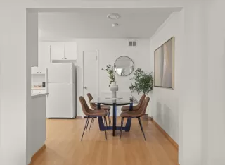 Photo #6: ML82038089 Listing 