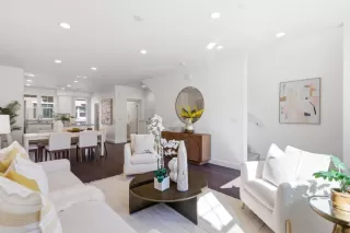 Photo #2: ML82038211 Listing 