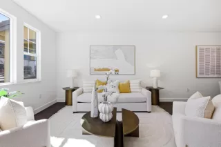 Photo #4: ML82038211 Listing 