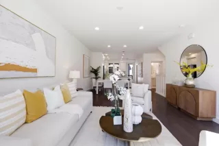 Photo #6: ML82038211 Listing 