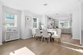 Photo #5: ML82038266 Listing 