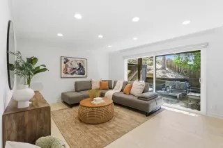 Photo #3: ML82038274 Listing