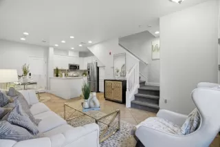 Photo #1: ML82038326 Listing 