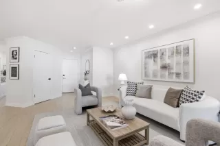 Photo #4: ML82038331 Listing 