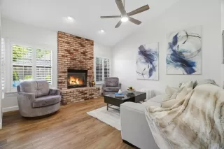 Photo #5: ML82038361 Listing 