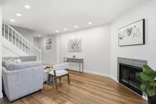 Photo #5: ML82038417 Listing