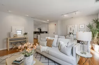 Photo #4: ML82038559 Listing 