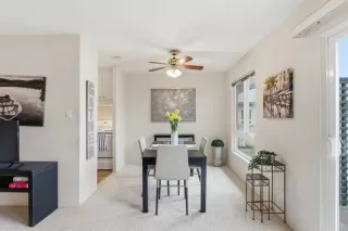 Photo #6: ML82038618 Listing 