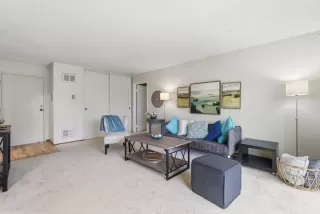 Photo #5: ML82038629 Listing