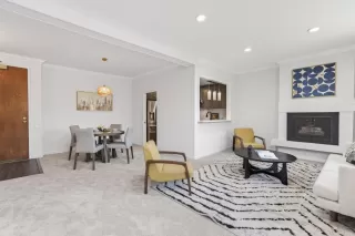 Photo #5: ML82038708 Listing