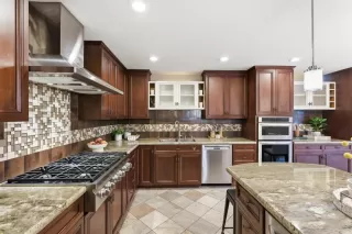 Photo #4: ML82038795 Listing 