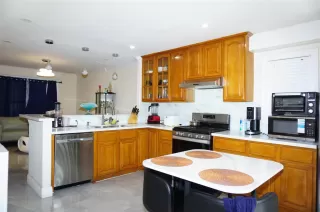 Photo #5: ML82038820 Listing 