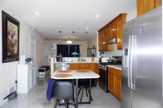 Photo #6: ML82038820 Listing 