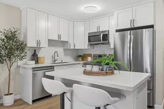 Photo #6: ML82038849 Listing 