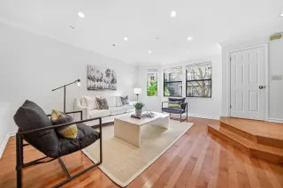 Photo #5: ML82038877 Listing 