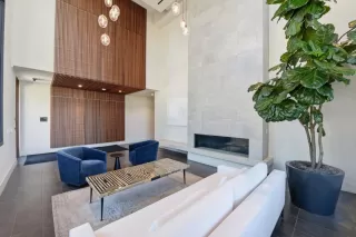 Photo #3: ML82038899 Listing 