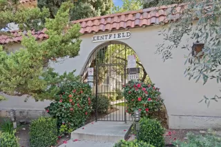 Photo #2: ML82038930 Listing 