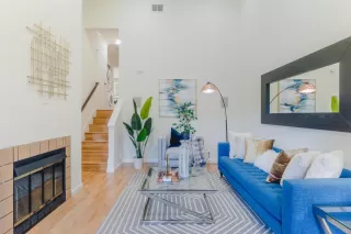 Photo #5: ML82038983 Listing 