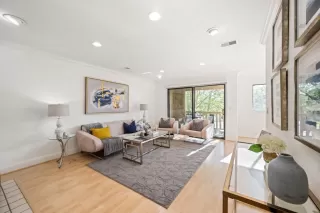 Photo #4: ML82039002 Listing 