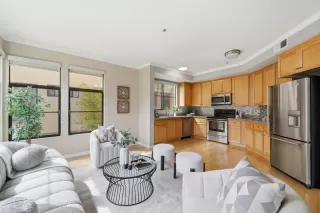 Photo #5: ML82039045 Listing 