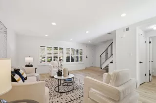 Photo #2: ML82039072 Listing 