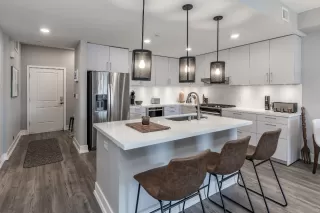 Photo #5: ML82039078 Listing 